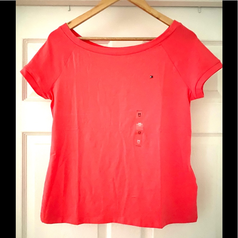 NEW TOMMY HILFIGER TOP